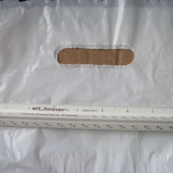 100 12 x9" White Rough Die Cut MDSE Handhole Plastic Merchandise Bag Handle Hole - Picture 4 of 5